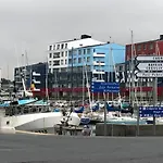 Soleil Et Bateau