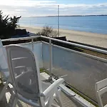 Appartement Arcachon Perreire Premiere Ligne Les Pieds Dans L Eau Vue Magnifique Sur Le Bassin
