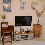 Sete, T2 Cosy Et Atypique, Jardin Chateau D'Eau, Centre Ville