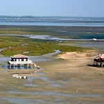 Appartement Standing Front De Mer Arcachon
