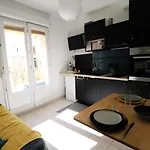 Meze, Charmant Petit Studio Proche Port