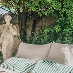Maison D'Artistes - Pavillon Southway