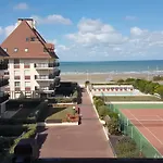 Sejour Romantique A Cabourg, Studio Vue Mer