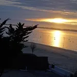 Appartement Arcachon Perreire Premiere Ligne Les Pieds Dans L Eau Vue Magnifique Sur Le Bassin