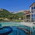 Bright 30 M With Balcony Center Villa