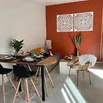 - New - La Terracalm - Wifi / Netflix