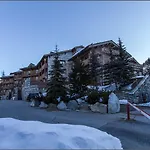 Charmant 2 Pieces Au Chatelard, Acces Direct Aux Pistes, Balcon Sud, Parking Et Wifi - Fr-1-518-130