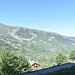 Studio A Meribel Avec Balcon Et Casier A Ski, Proche Telesiege - Fr-1-180-576