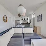 Appartement De Charme Avec Jardin Et Terrasse Au Centre D'Hendaye, A 2 Km De La Plage - Fr-1-2-346