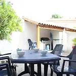 Maison De Vacances 2 Pieces/Mezzanine Avec Piscine, Proche Plage Et Centre, Chatelaillon-Plage - Fr-1-246-563