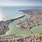 Pour Des Vacances A Quatre A Saint Gilles Croix De Vie