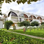 Studio Climatise, Lumineux Avec Vue Mer Et Parc