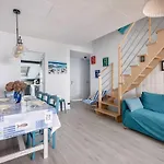 Face A La Mer, Appartement Sous Les Toits Pour 4