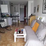 F1 Veranda Jardinet En Residence Front De Mer