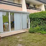 F1 Veranda Jardinet En Residence Front De Mer