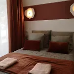 Le Plongeoir, Intra-Muros