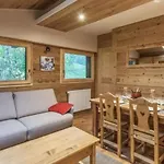 Welcoming Apartment With Swimming Pools Near The Megeve Ski Slopes
