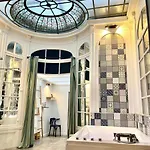 Le Dome