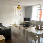 Malo Les Bains: Duplex A Deux Pas De La Plage.