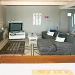 Stunning Home In Moelan Sur Mer