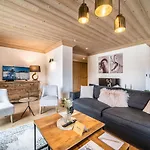 Apartment Cervino Monriond Courchevel - By Emerald Stay