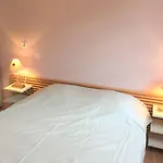 Appartement T2 Pour 4 Avec Balcon, Wi-Fi Gratuit, Proche Des Pistes Et Equipements Complets - Fr-1-457-220