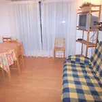 Studio Cabine 6 Pers Avec Balcon, Expose Sud, A 1700M D'Altitude A Saint-Lary-Soulan - Fr-1-457-187