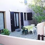 Location Vacances: 3 Pieces, 6 Couchages, Plage A 200M, Port Leucate - Fr-1-81-83