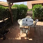 Villa T2 Mezzanine Avec Piscine - 6 Pers. - Proche Commerces Et Plage - Fr-1-81-152