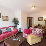 Appartement 6 Pers, 3 Chambres, Proche Centre Et Pistes, Parking Prive, Balcon, Tout Confort - Fr-1-296-176