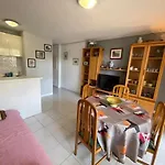 Charmant T2 Avec Piscine Et Terrasse Face Au Lac, Parking Prive, Animaux Acceptes - Fr-1-379-55
