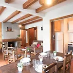 Appartement 4 Pers Avec Terrasse, Parking Prive, Proche Thermes Et Remontees Mecaniques - Fr-1-296-198