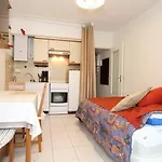 Studio Fonctionnel Avec Loggia Fermee A Balaruc-Les-Bains, Proche Centre, Parking Collectif, Tout Equipe - Fr-1-553-112