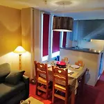 Tignes : Appartement 4 Pieces Cosy Pour 6 Pers, Balcon, Proche Pistes Et Commerces - Fr-1-411-647