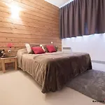 Appartement Cozy Avec Sauna, Piscine Et Proche Des Thermes, 4 Pers. A Saint-Lary Village - Fr-1-296-328