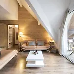 Duplex 10 Pers, 98M², Coeur Du Village, Balcon, Proche Telecabine Et Thermes, Parking Prive, Jacuzzi - Fr-1-296-340