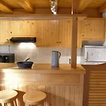 Studio Mezzanine 5 Pers. A Meribel, 100M Des Pistes, Proche Commerces - Balcon, Parking, Casier A Skis - Fr-1-180-366