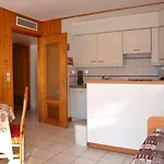 Appartement Au Grand-Bornand, 4 Couchages, Centre Station, Balcon Sud, Proche Pistes Et Commerces - Fr-1-241-192