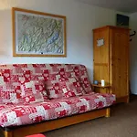 Studio Confortable Avec Parking Au Grand Bornand - Fr-1-241-132