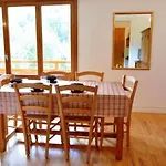 Charmant 2 Pieces, 6 Couchages, Centre Du Grand-Bornand, Parking, Balcon Sud - Fr-1-241-136