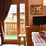 Charmant Studio Renove Pour 3 Personnes A Meribel, Proche Pistes Et Commerces, Balcon Sud - Fr-1-180-33