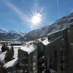 Appartement Skis Aux Pieds A La Daille Avec Balcon Et Cuisine Equipee - Fr-1-694-175