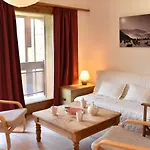 Appartement Cozy Pour 6 A Meribel, 2 Chambres, Parking, Proche Telesiege - Fr-1-180-573