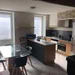 Sigean - Appartement Spacieux En Centre Ville