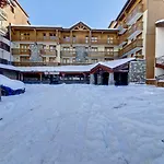 Appartement Cosy Avec Acces Direct Pistes Skieuses, Balcon Ouest, Val-D'Isere - Fr-1-518-100