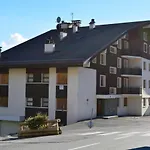 Studio Confortable Avec Balcon Pres Des Pistes - Fr-1-241-116