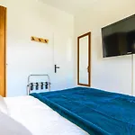 1-Bed Apartment In 5* Residence With Mountain Views, Ski In, Ski Out