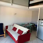 Appartement En Duplex A 400 M De La Plage Dans Residence Avec Piscine Commune 1 Chambre 4 Couchages Wifi Lxond47