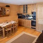Val Thorens - Bel Appartement 4 Pers, Balcon Sud, Tv, Bluetooth, Cuisine Equipee, Local A Skis - Fr-1-637-32