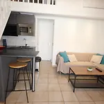 Maison D'Angle Climatisee Dans Residence Avec Piscine Commune , 4 Couchages , 400 M De La Plage De Portiragne Lrjp121